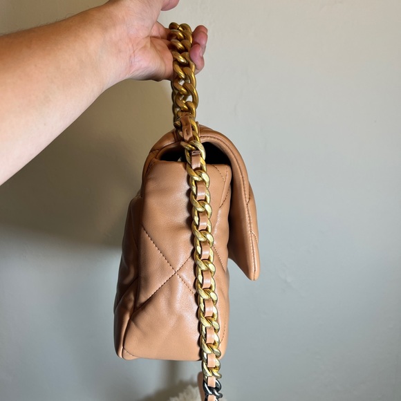 Chanel 19 Medium in Brown - Picture 7 of 14